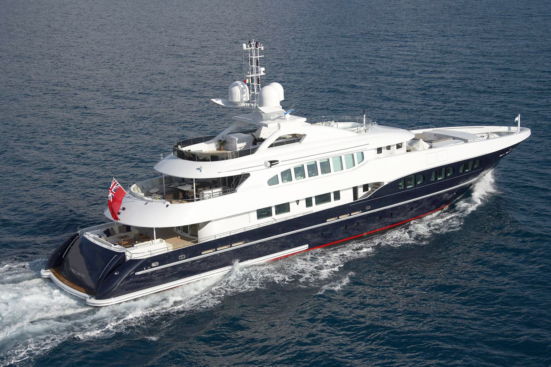 fdc-yachts-refit-project-atina-motor-yacht-image01