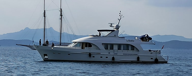 fdc-yachts-refit-project-nashira-motor-yacht
